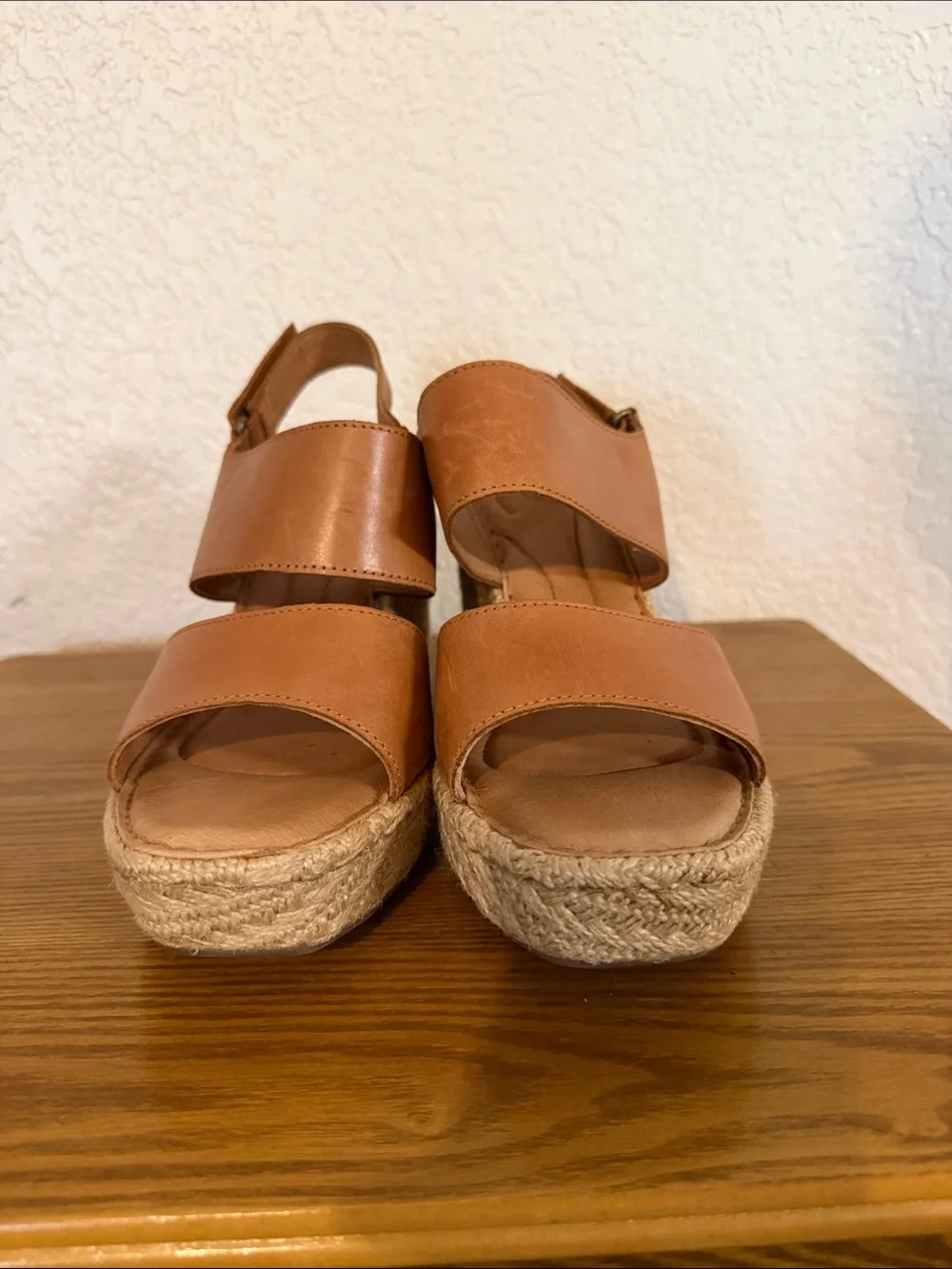 Born espadrille wedges